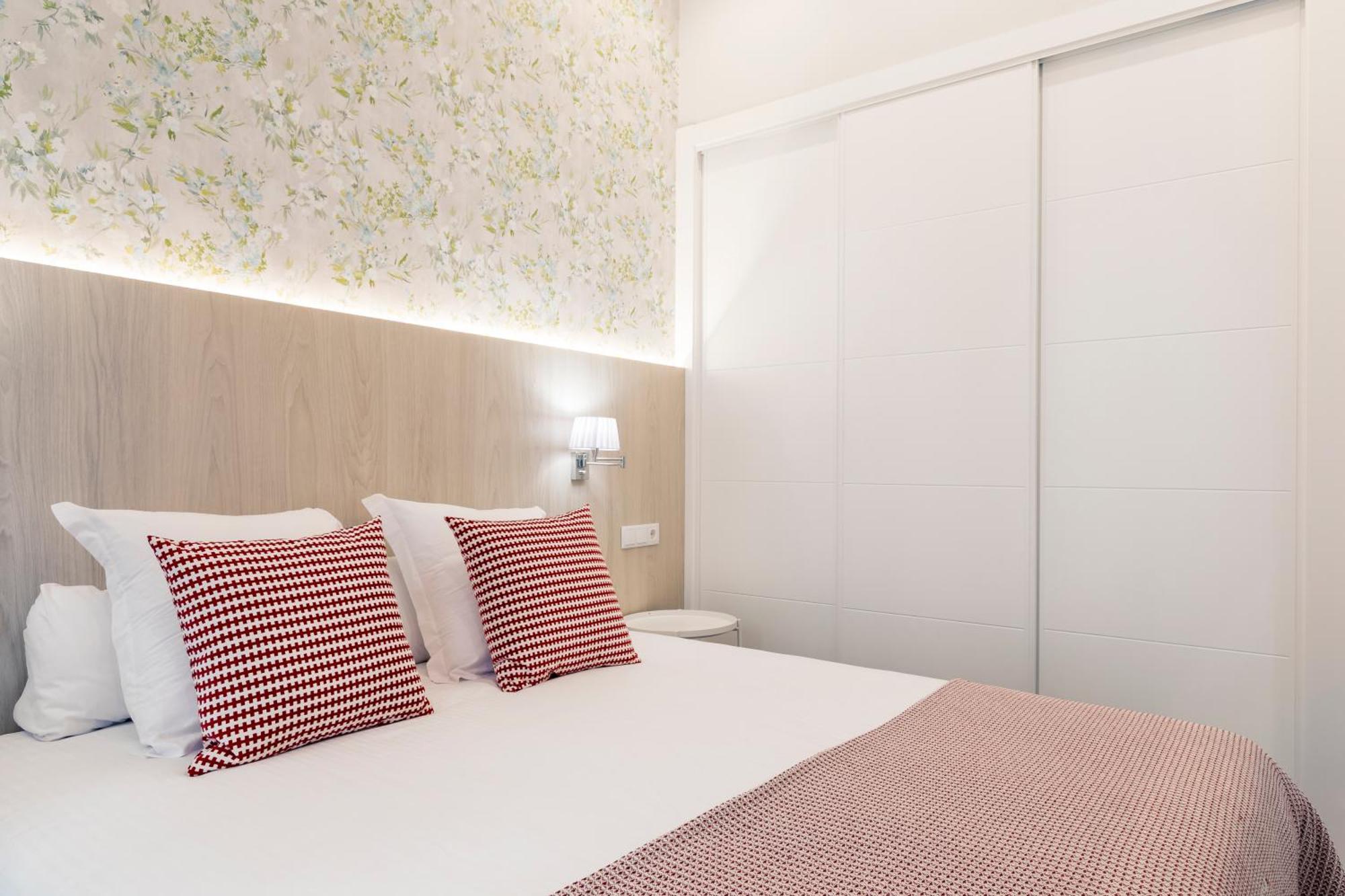 Feelathome San Marcos Apartments มาดริด ภายนอก รูปภาพ