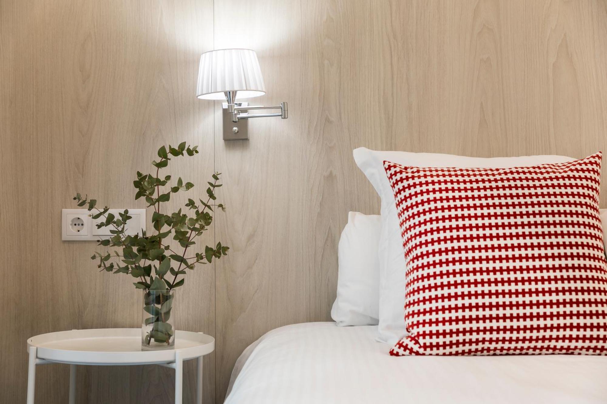 Feelathome San Marcos Apartments มาดริด ภายนอก รูปภาพ