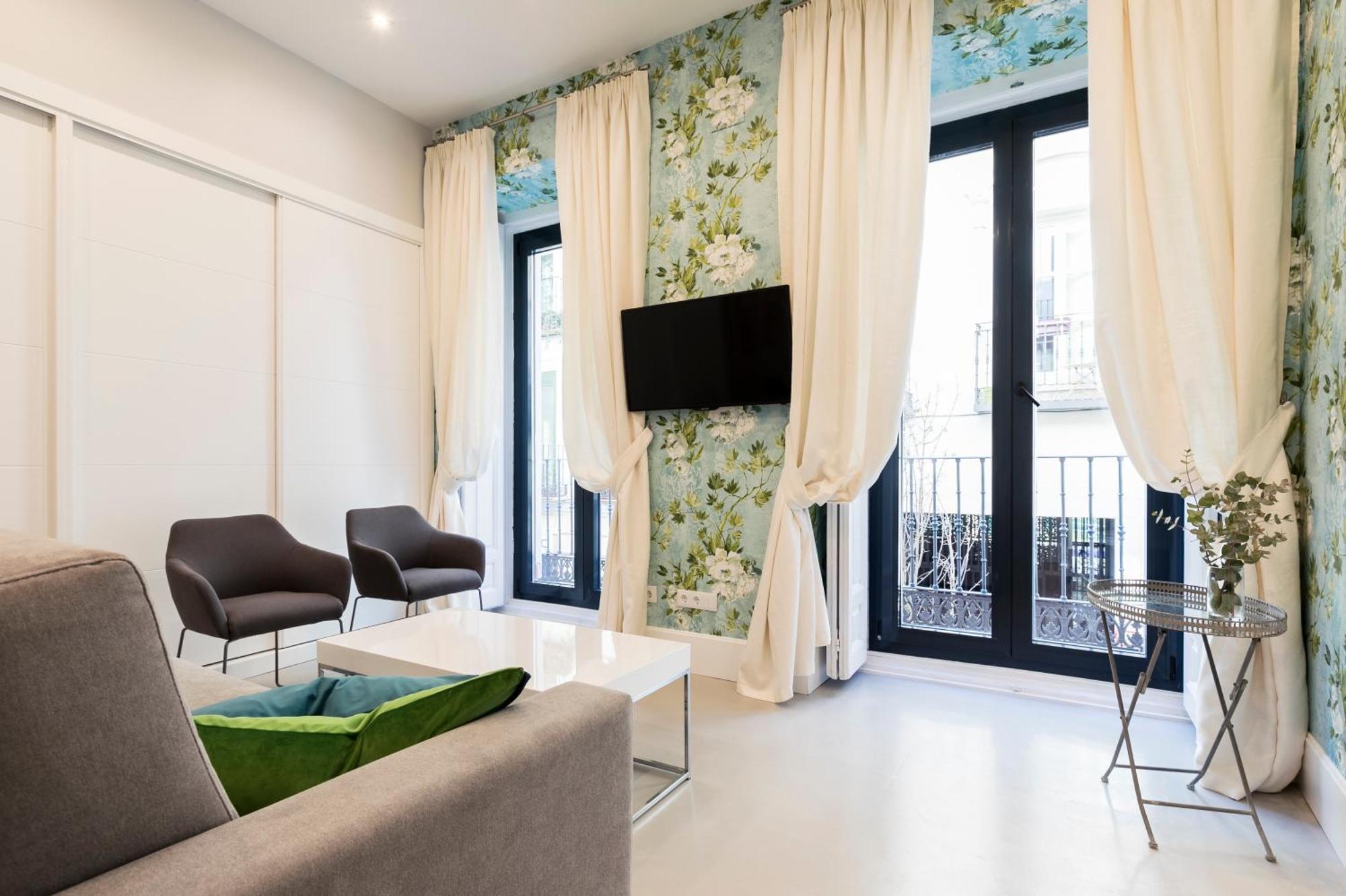Feelathome San Marcos Apartments มาดริด ภายนอก รูปภาพ